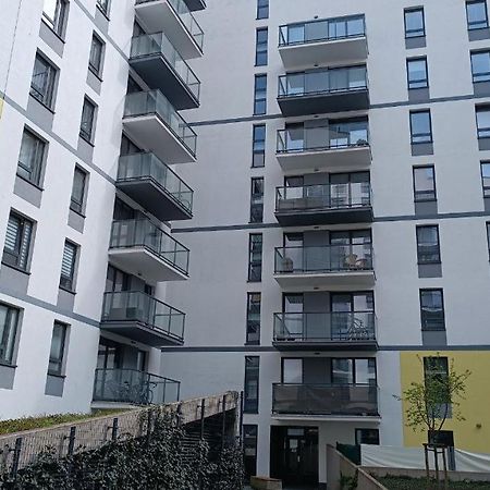 ורשה Apartment Z Ogrodkiem Na Warszawskiej Woli מראה חיצוני תמונה