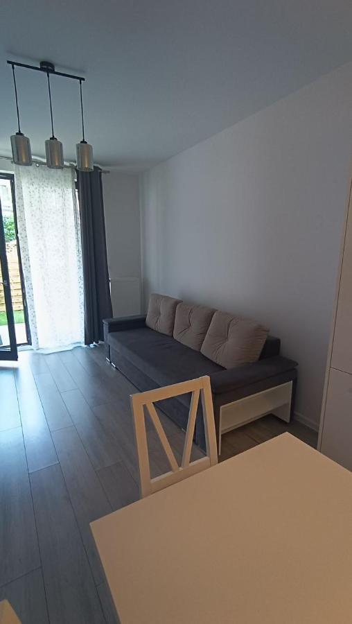 ורשה Apartment Z Ogrodkiem Na Warszawskiej Woli מראה חיצוני תמונה
